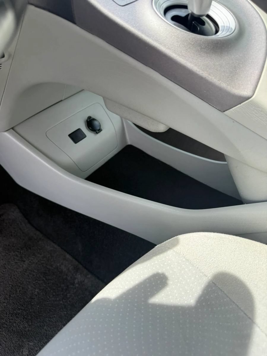 Used 2013 Toyota Prius Three FWD image 10