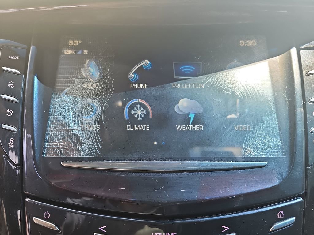 Certified 2018 Cadillac Escalade Luxury AWD/4WD image 29
