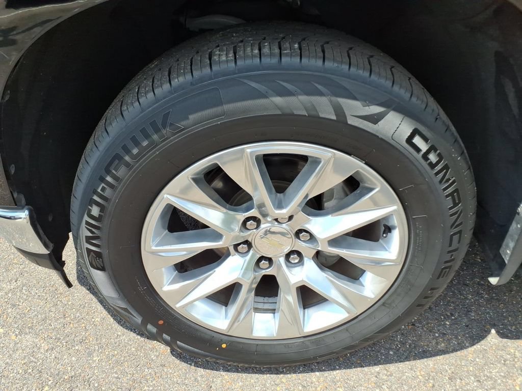 Used 2021 Chevrolet Silverado 1500 LTZ RWD image 9