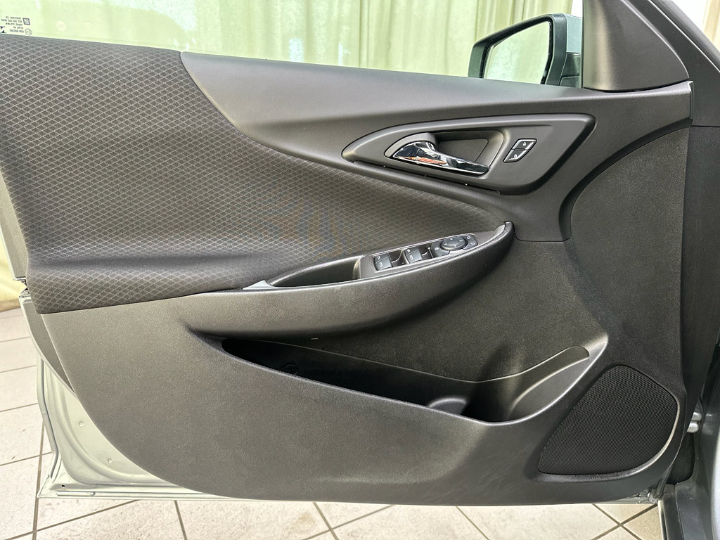 Certified 2025 Chevrolet Malibu LT image 25