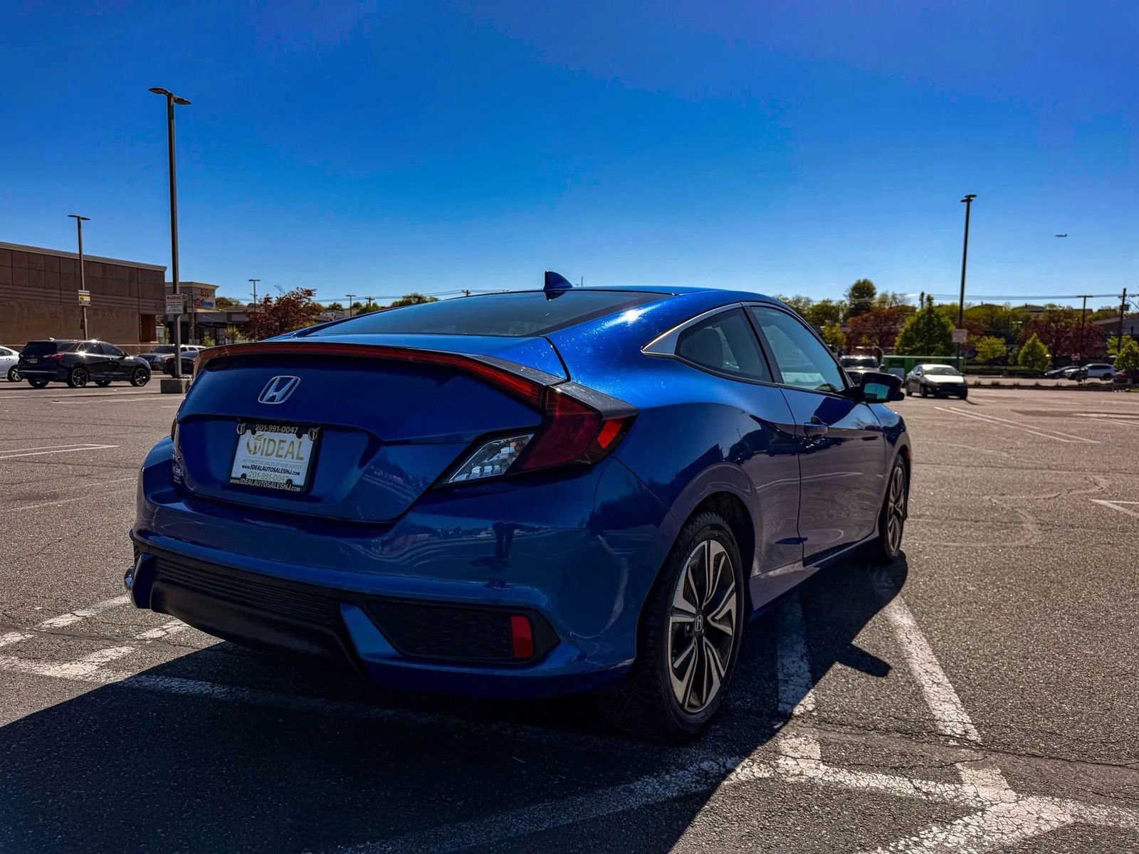 Used 2018 Honda Civic EX-T image 9