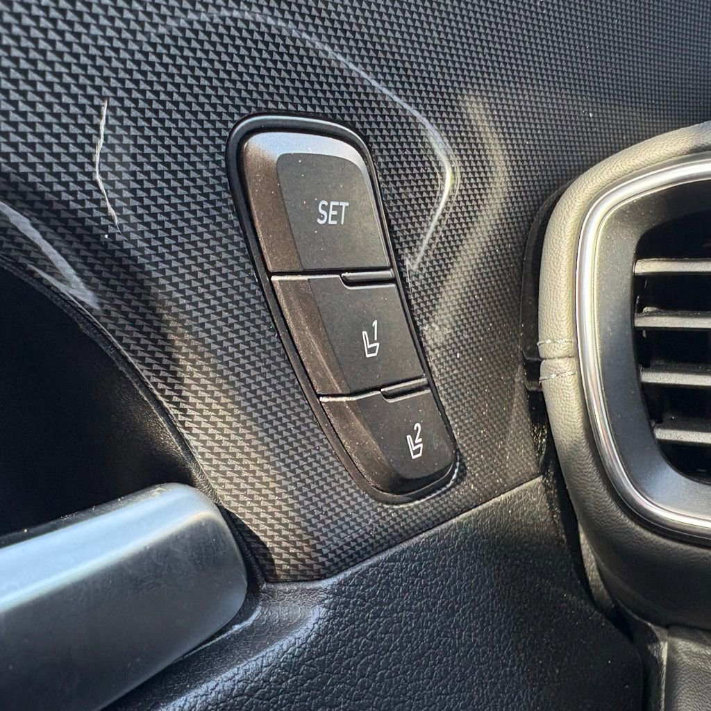 Used 2022 Hyundai Santa Fe Limited image 26