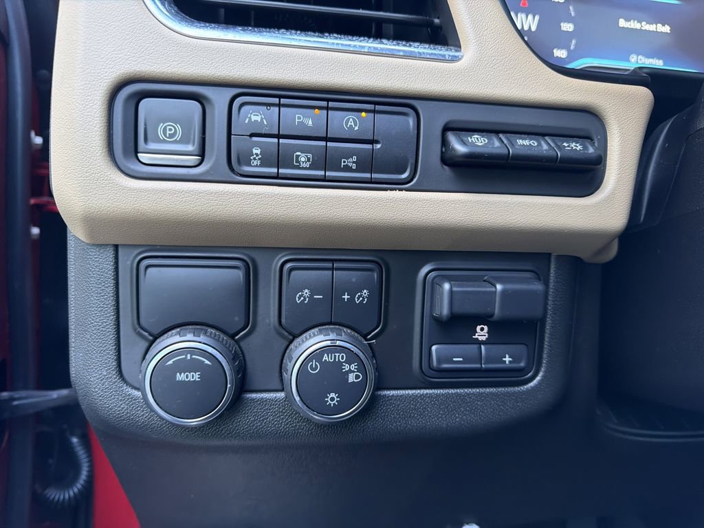 Used 2023 Chevrolet Tahoe Premier w/ Advanced Technology Package image 36