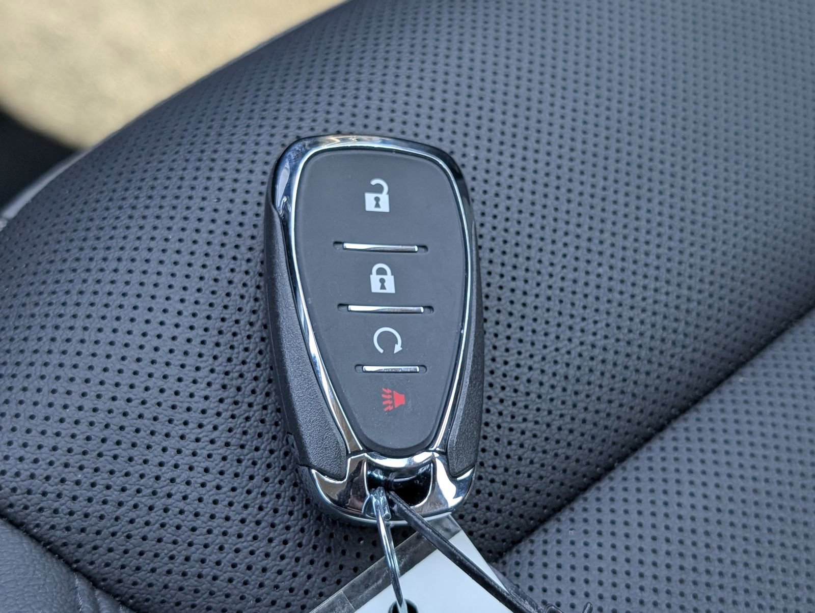 Used 2024 Chevrolet Trax ACTIV image 21