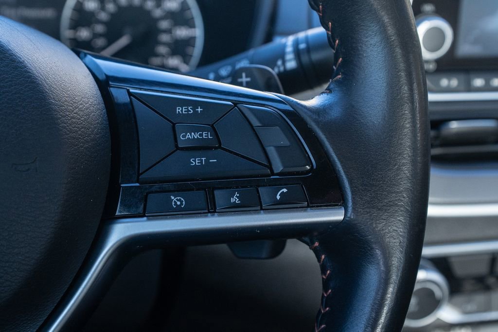 Used 2023 Nissan Altima 2.5 SR image 18