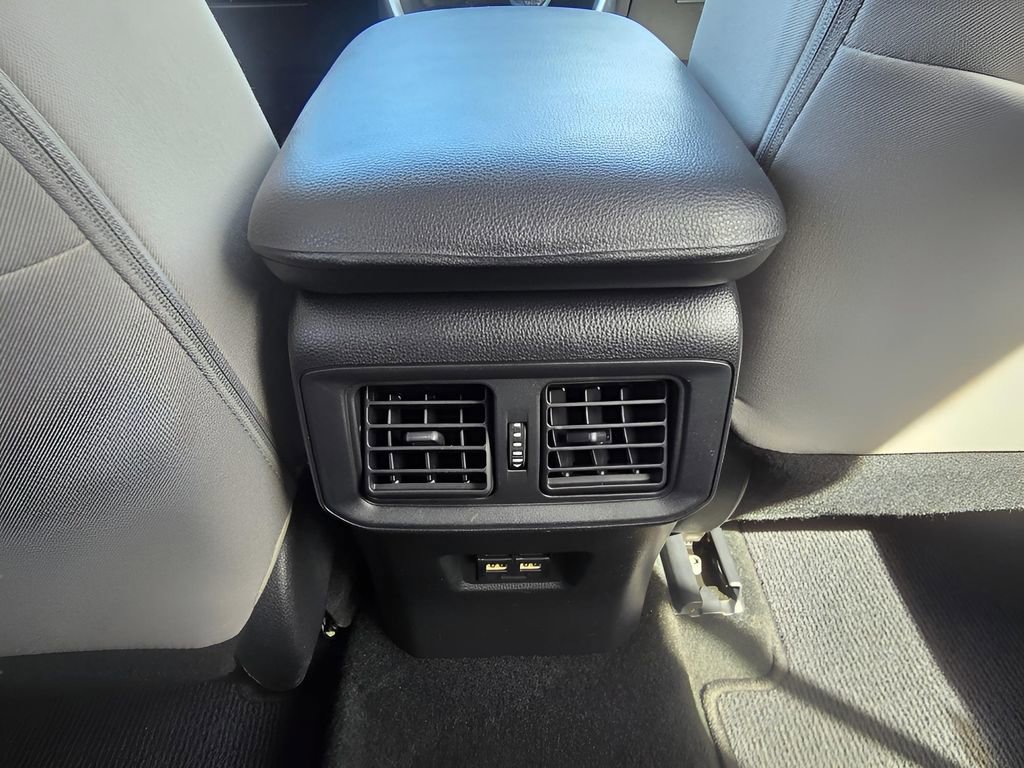 Used 2021 Toyota RAV4 XLE w/ Convenience Package image 29