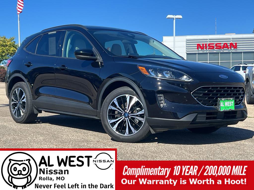 Used 2022 Ford Escape SE w/ SE Sport Appearance Package