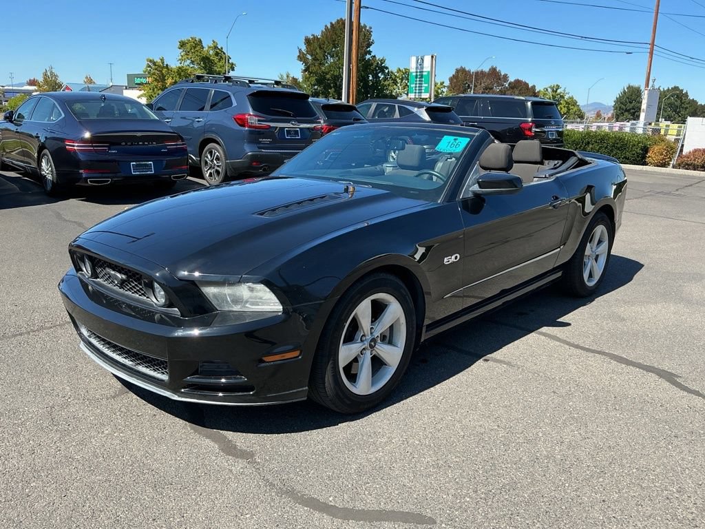 Used 2013 Ford Mustang GT RWD image 9
