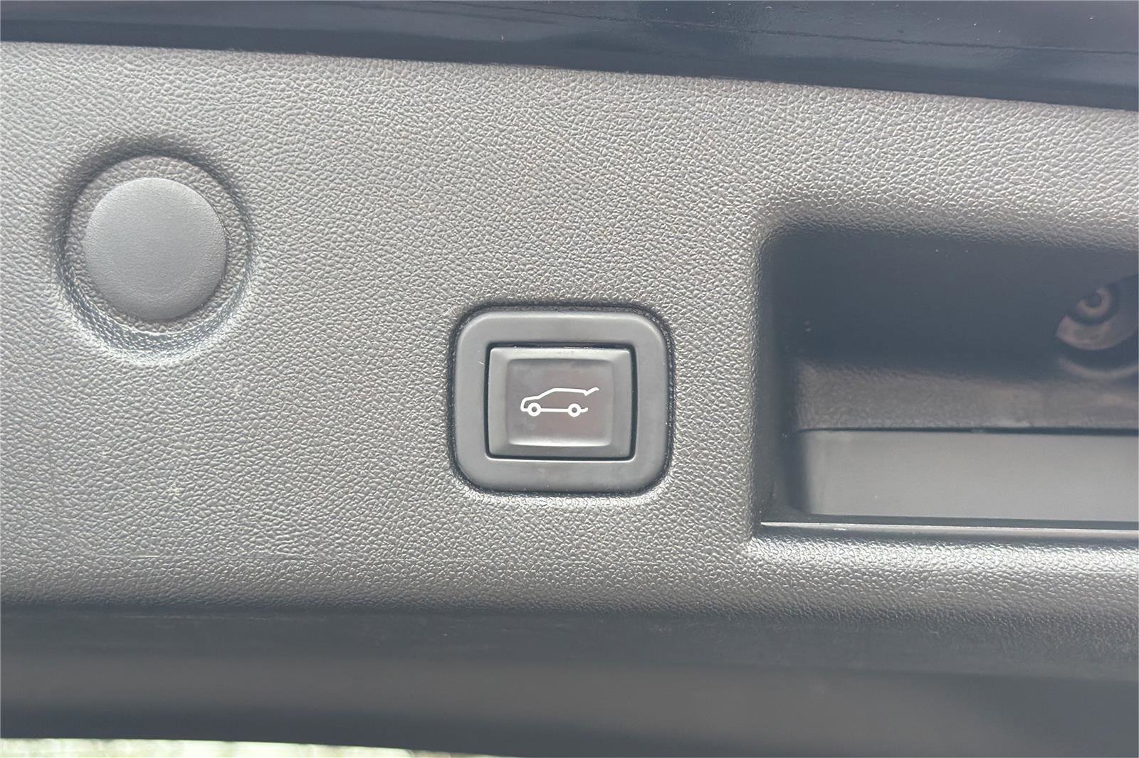 Used 2022 Chevrolet Equinox RS FWD image 30