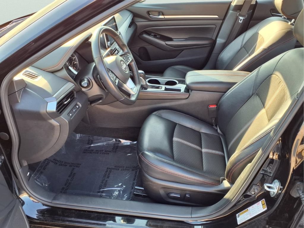 Used 2024 Nissan Altima 2.5 SR FWD image 21