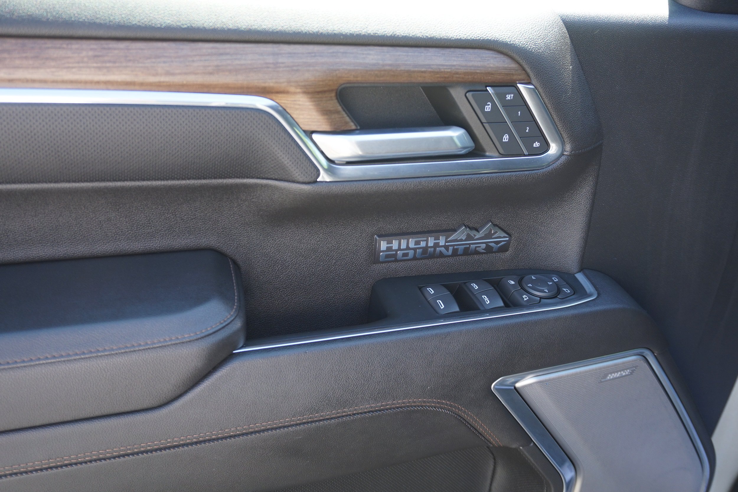 Used 2023 Chevrolet Silverado 1500 High Country AWD/4WD image 11