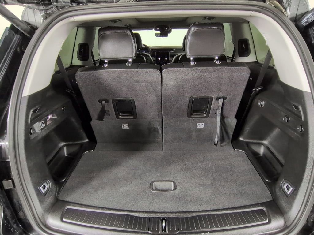 Certified 2023 Jeep Grand Cherokee L Limited w/ Luxury Tech Group II AWD/4WD image 41