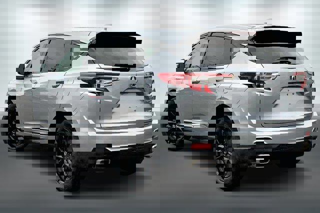 New 2025 Acura RDX SH-AWD image 4