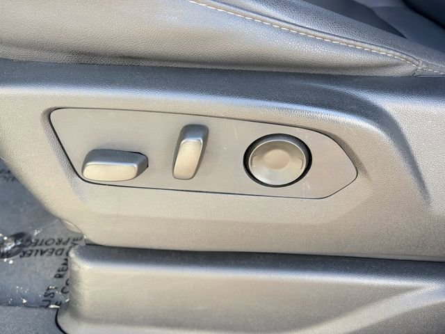 Used 2024 Chevrolet Suburban LT AWD/4WD image 7