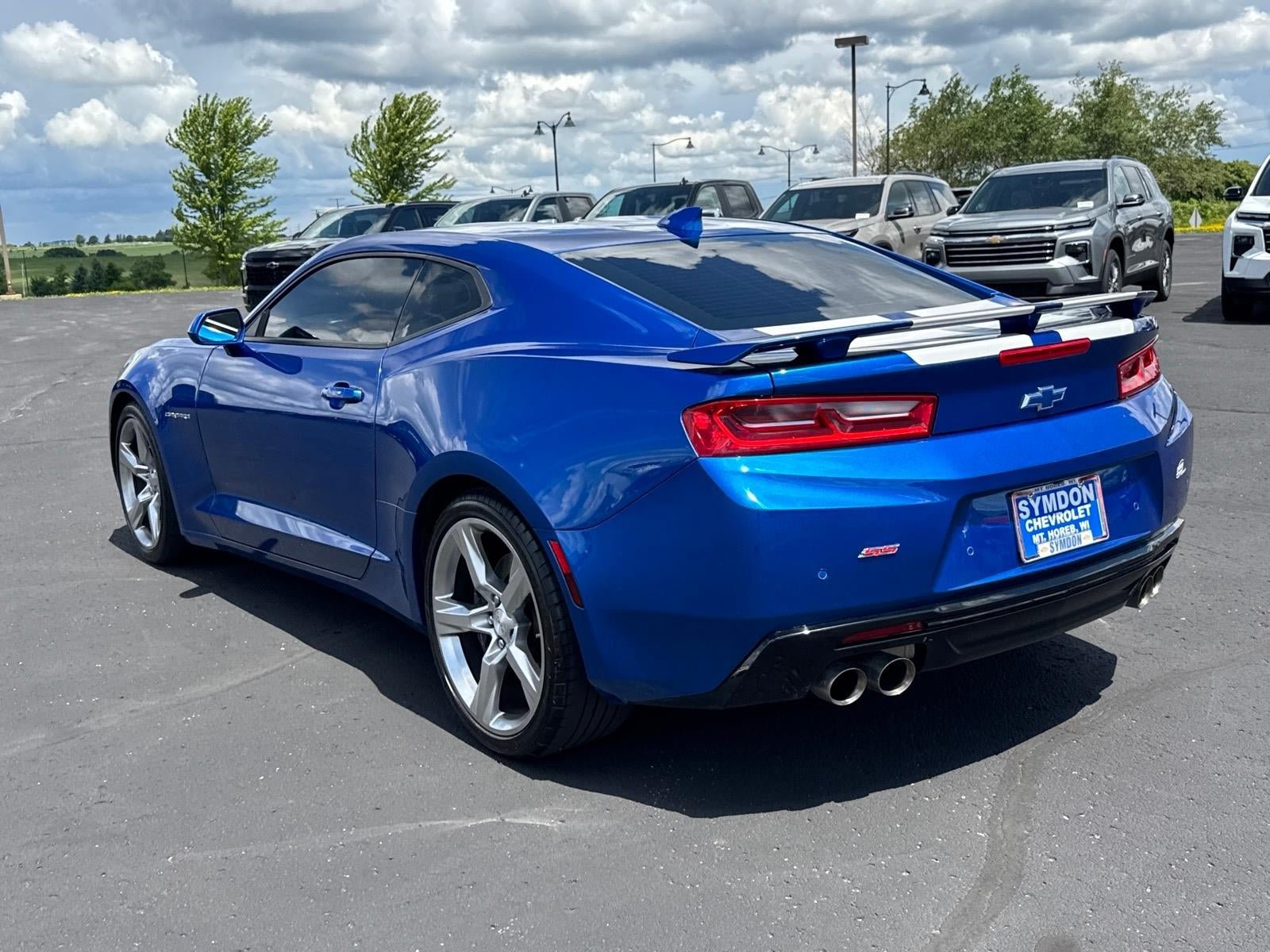 Used 2018 Chevrolet Camaro SS w/ LPO RS/SS Interior Package RWD image 3