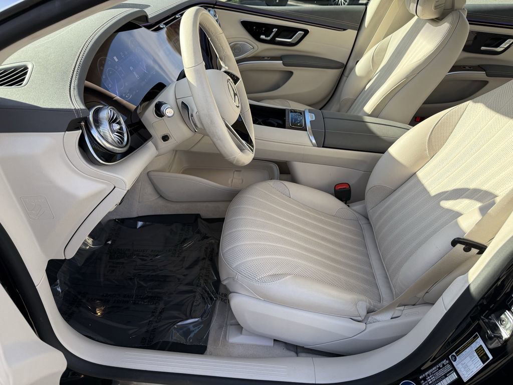 Used 2023 Mercedes-Benz EQS 580 4MATIC Sedan image 9