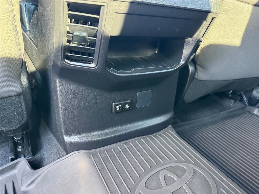 Used 2025 Toyota Tundra SR5 image 7