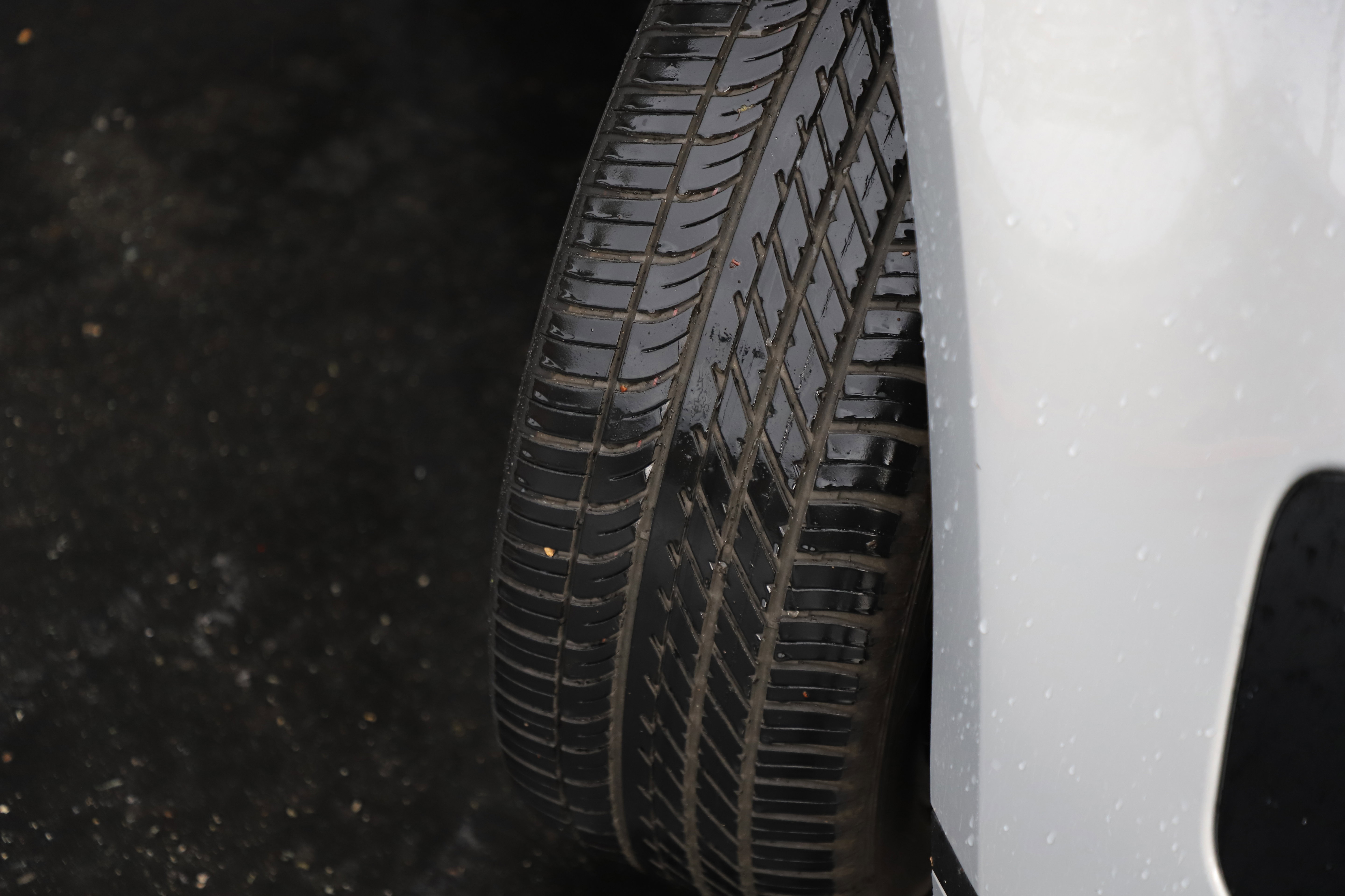 Certified 2025 Land Rover Range Rover Evoque S AWD/4WD image 3