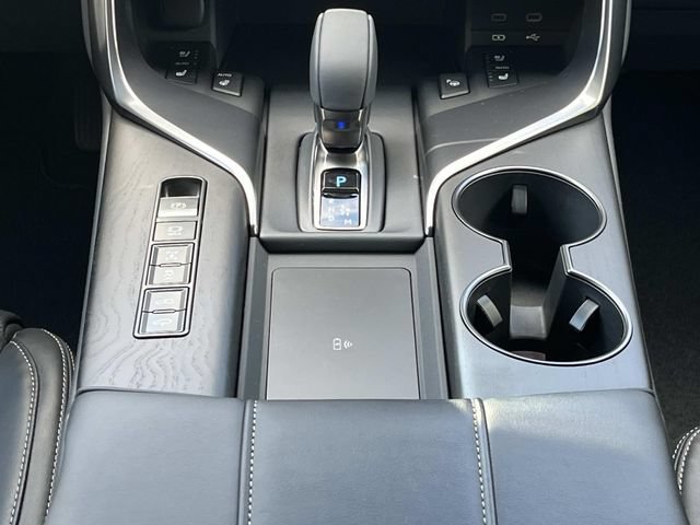 New 2026 Lexus LX 700h Luxury AWD/4WD image 18