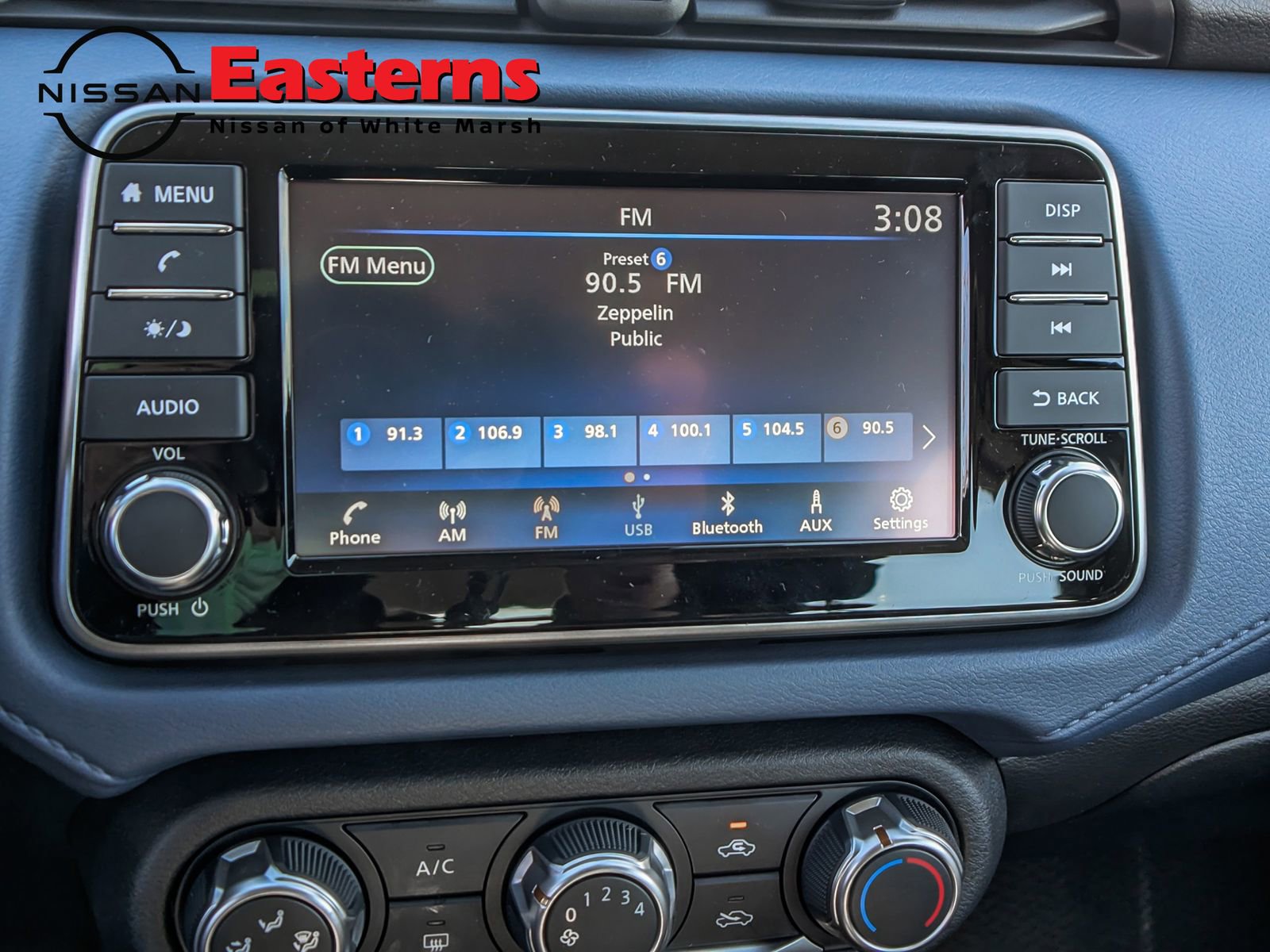 New 2025 Nissan Versa SV w/ Trunk Package image 18