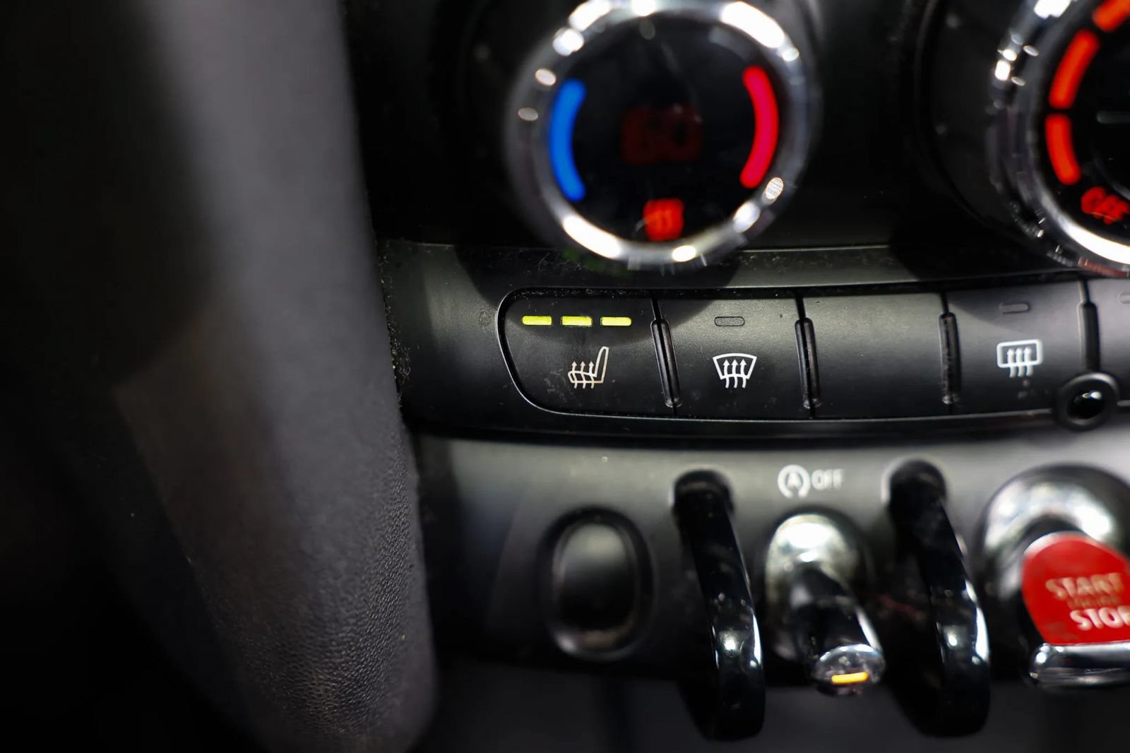 Used 2014 MINI Cooper S FWD image 32