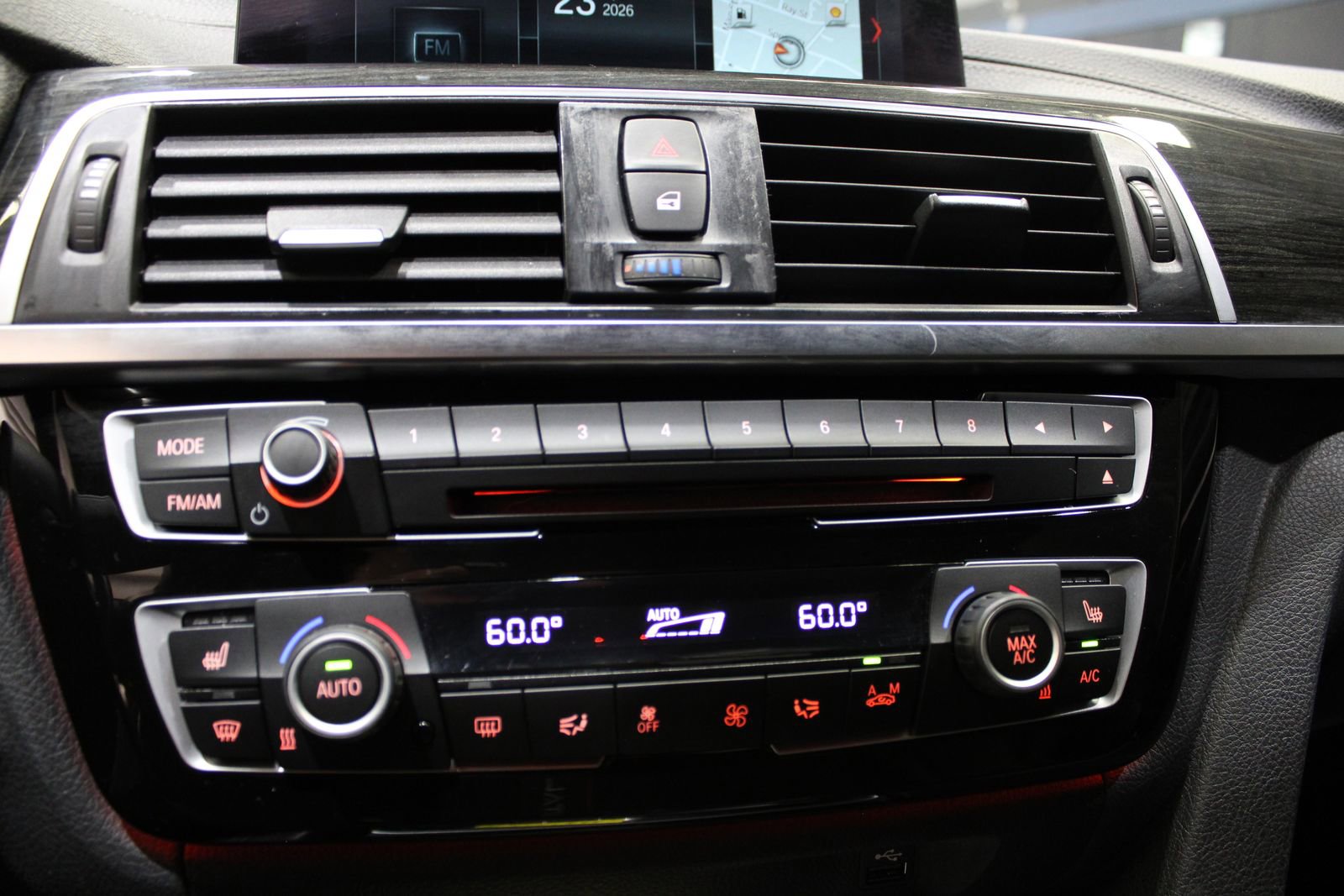 Used 2018 BMW M4 Coupe RWD image 32