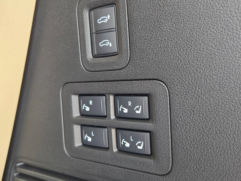New 2026 Nissan Armada Platinum Reserve AWD/4WD image 18