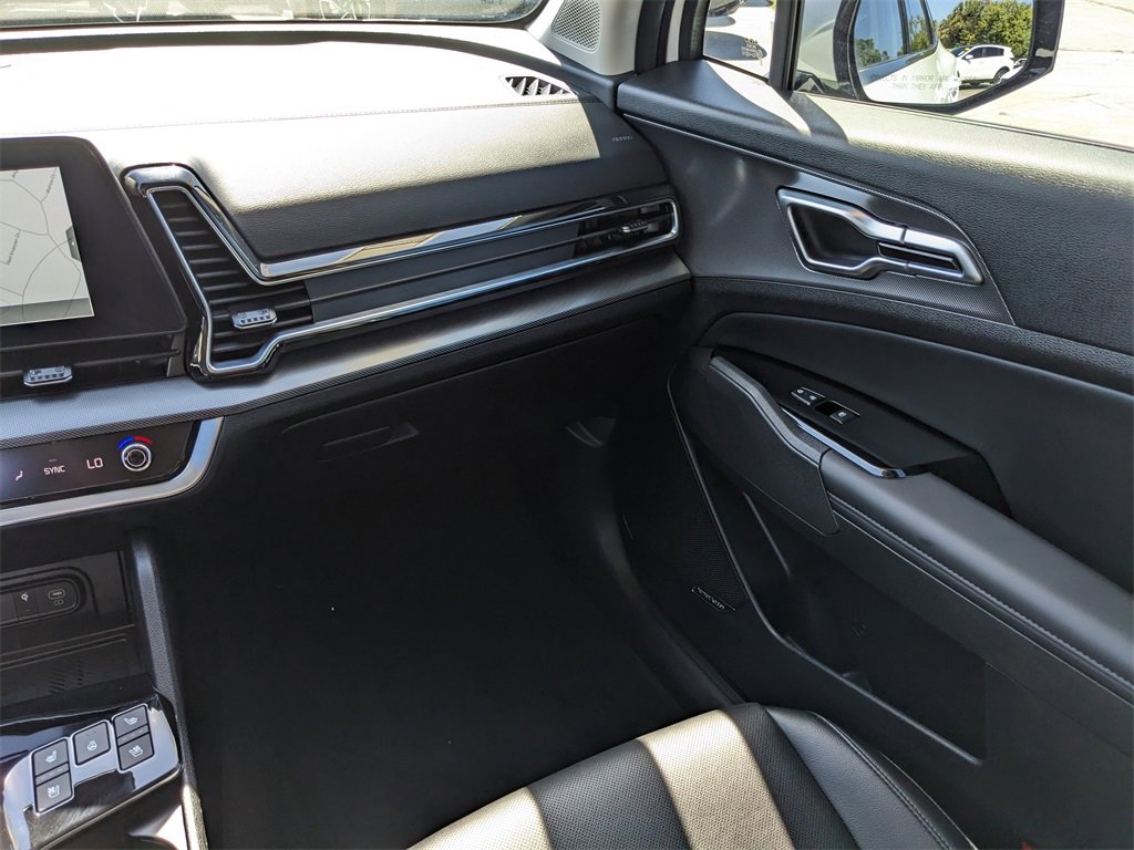 Certified 2025 Kia Sportage SX image 19