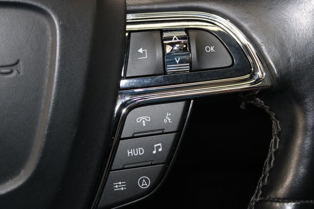 Used 2023 Lincoln Navigator Reserve image 46