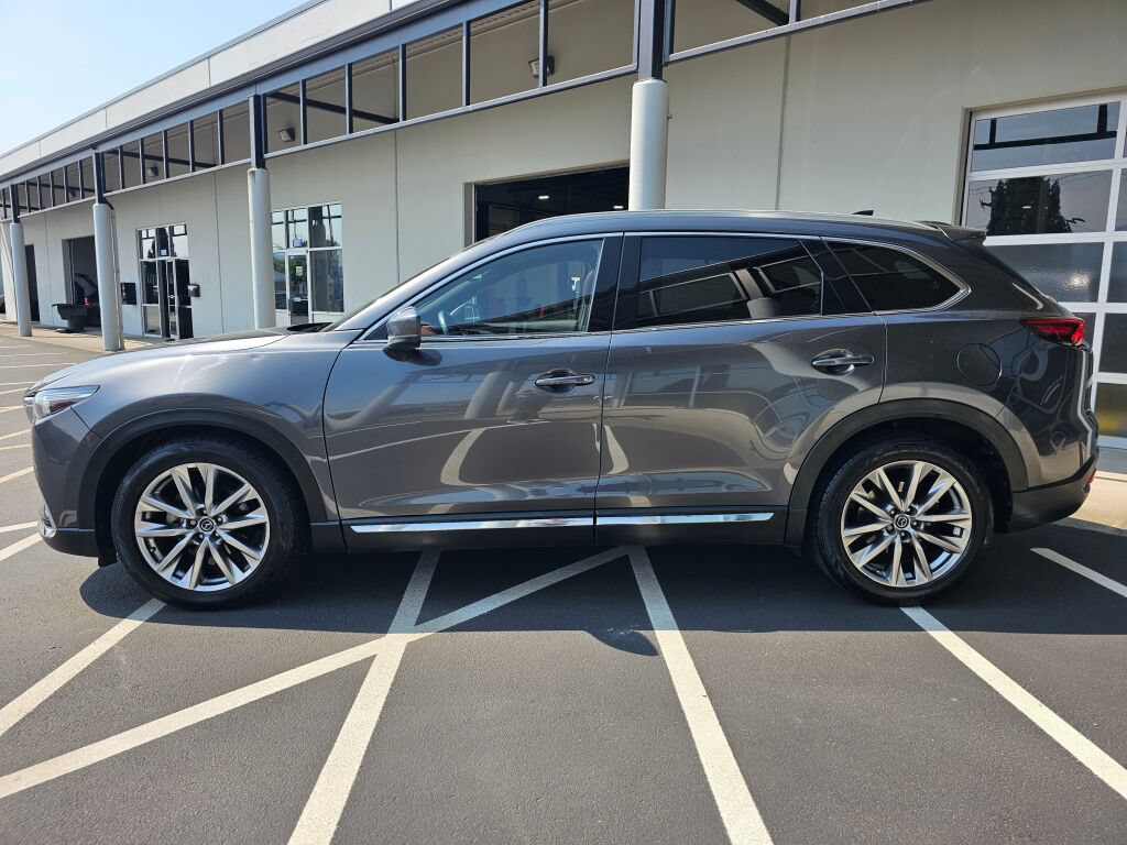 Used 2017 MAZDA CX-9 Signature AWD/4WD image 2