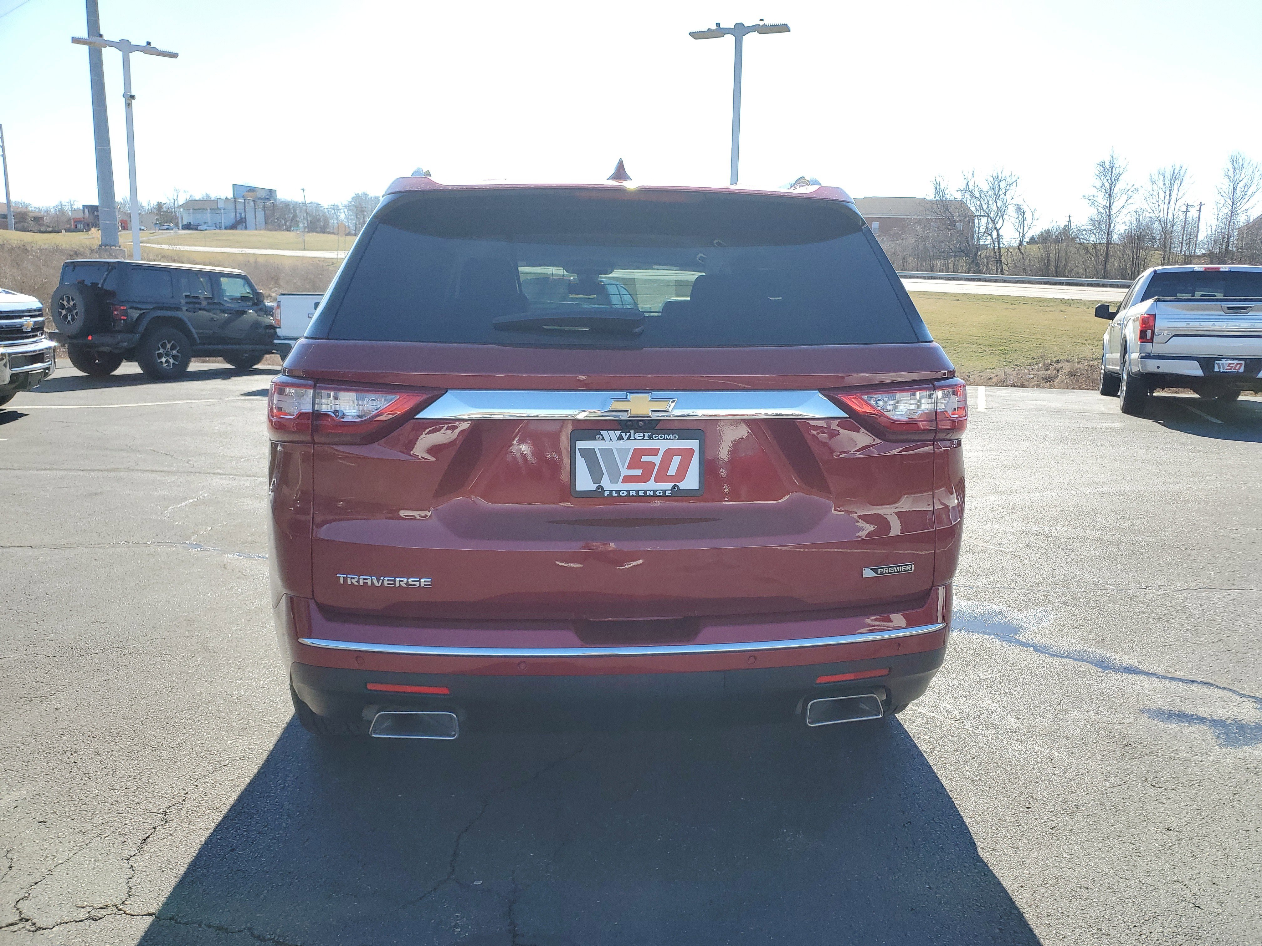 Used 2018 Chevrolet Traverse Premier w/ Driver Confidence II Package image 5