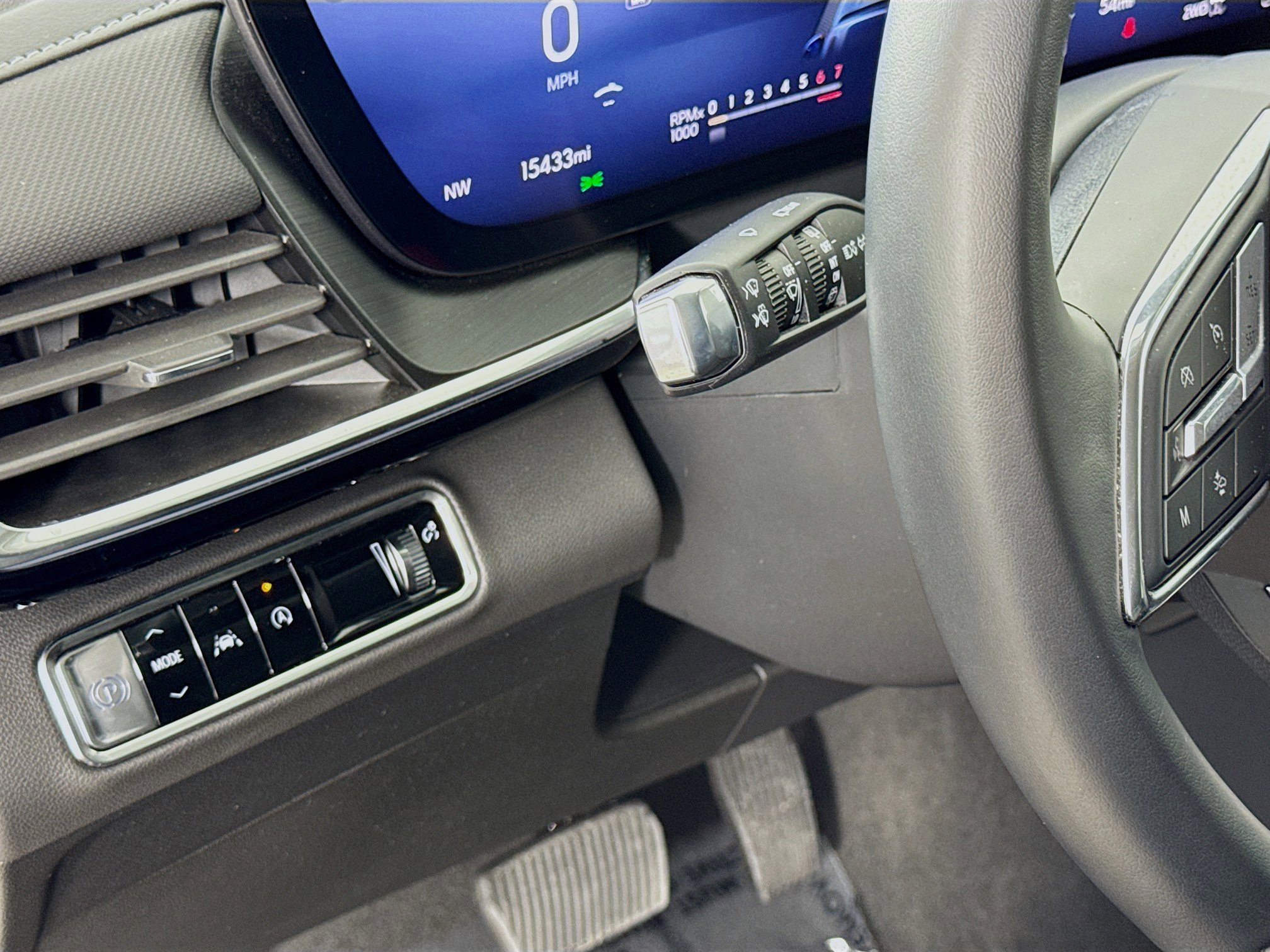 Used 2025 Buick Envision Preferred image 10