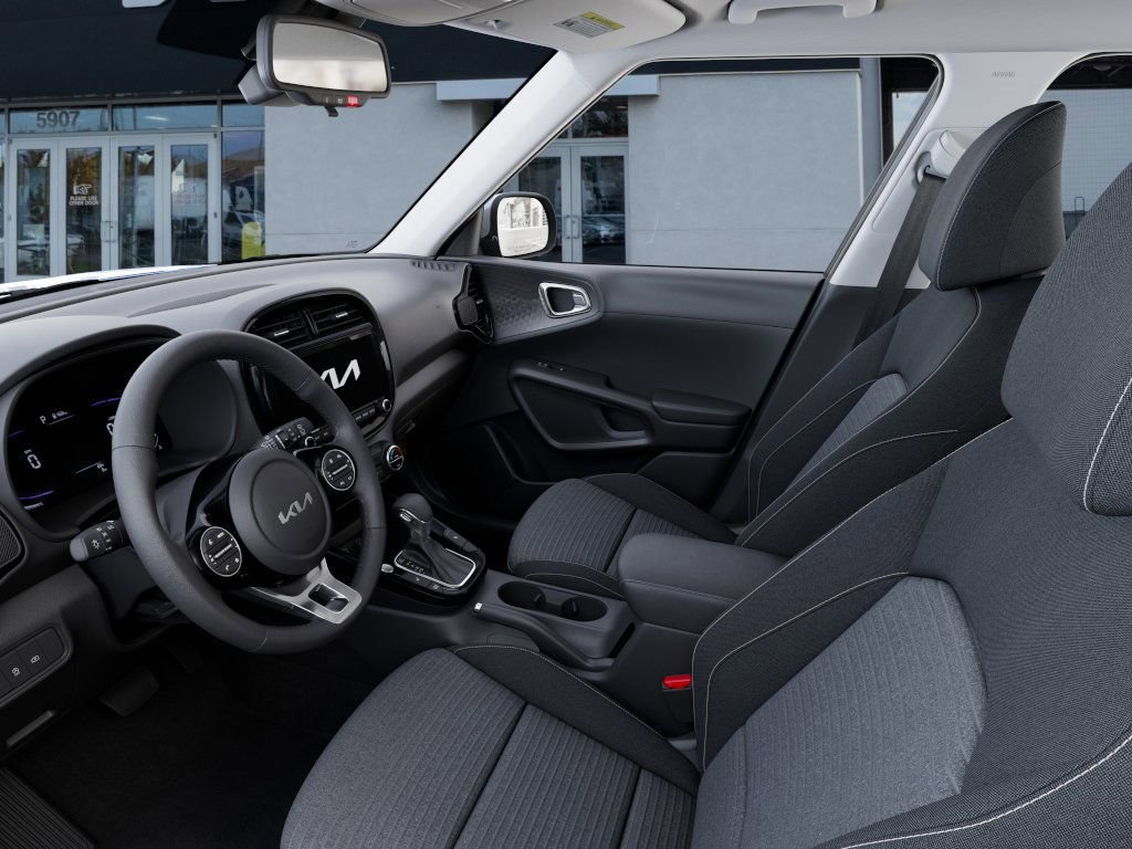 New 2025 Kia Soul EX image 17