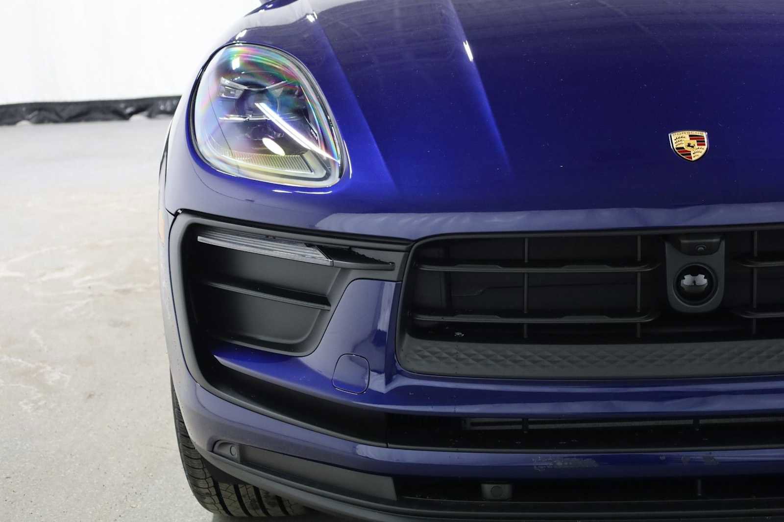 New 2026 Porsche Macan image 15