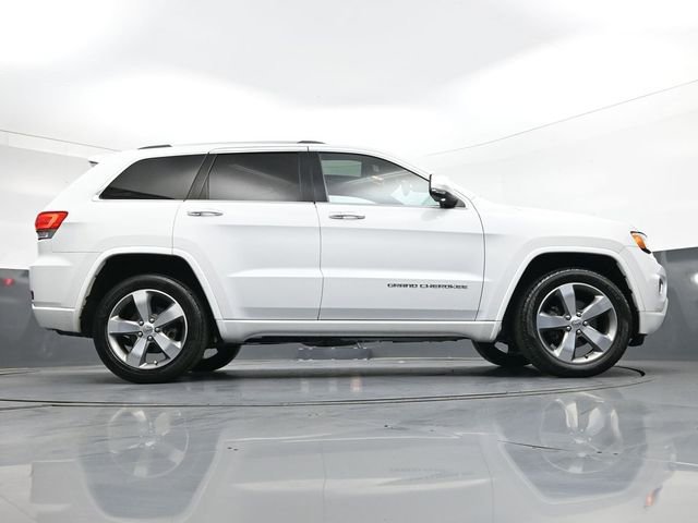 Used 2015 Jeep Grand Cherokee Overland w/ Advanced Technology Group image 30