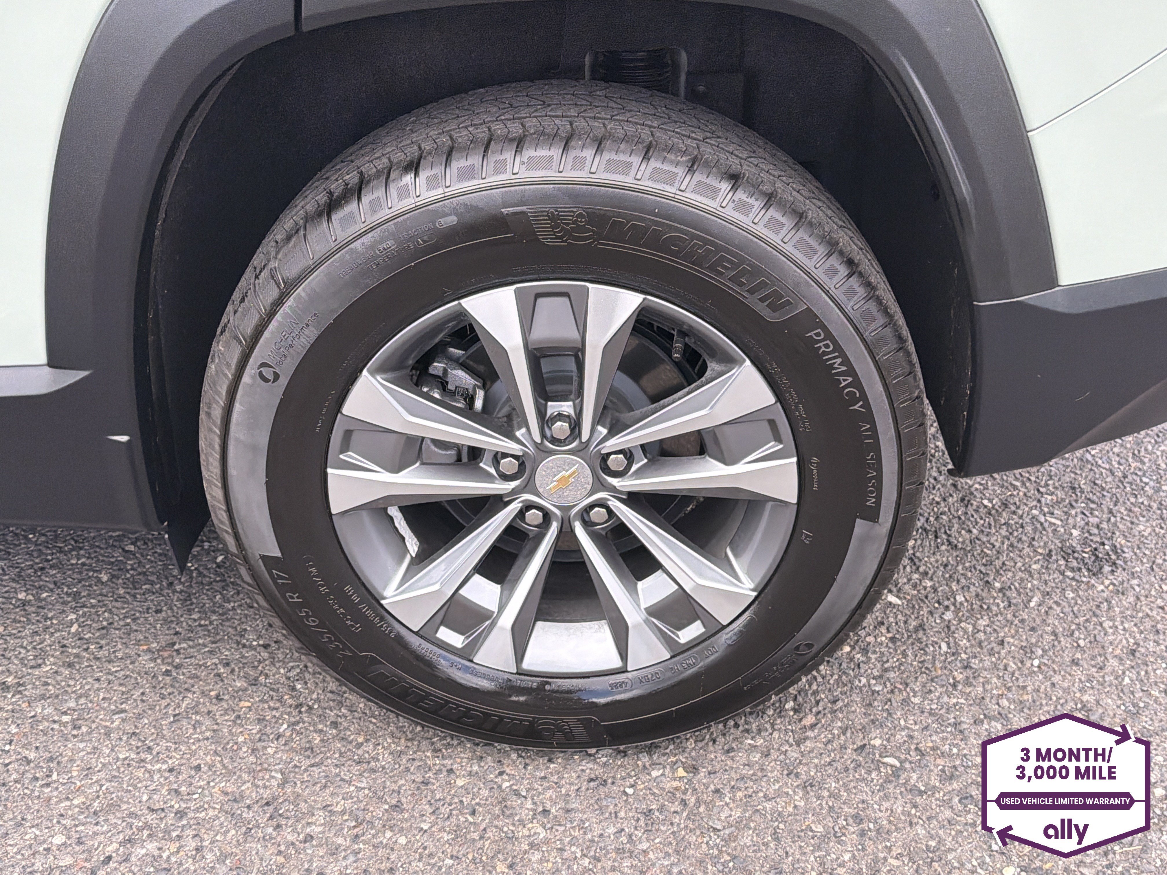 Certified 2026 Chevrolet Equinox LT w/ LPO, Floor Liner Package AWD/4WD image 25