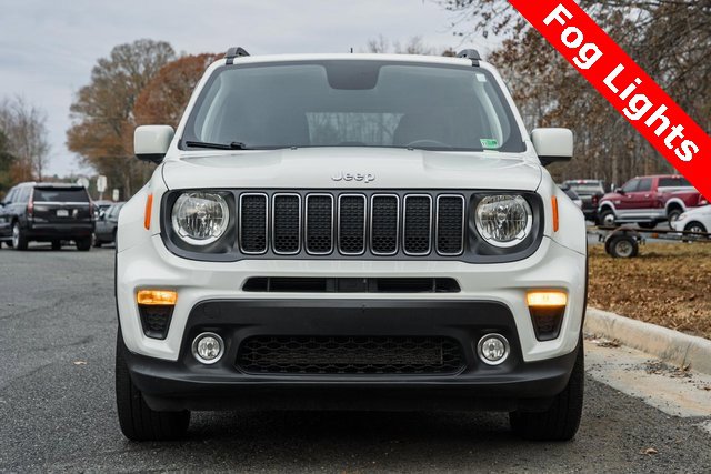 Used 2019 Jeep Renegade Latitude w/ Cold Weather Group image 4
