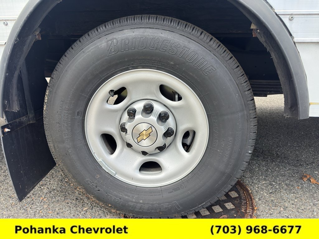 New 2025 Chevrolet Express 3500 w/ Power Convenience Package RWD image 27