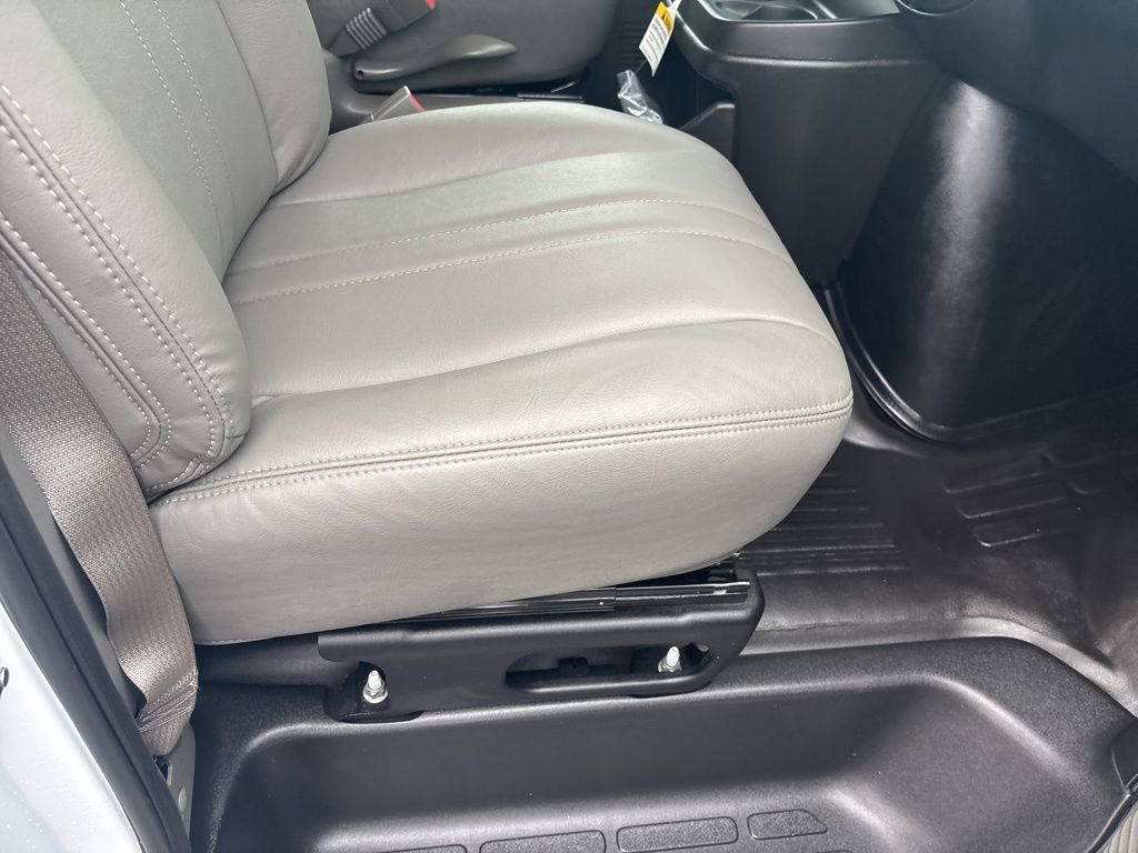New 2025 Chevrolet Express 2500 w/ Driver Convenience Package image 47