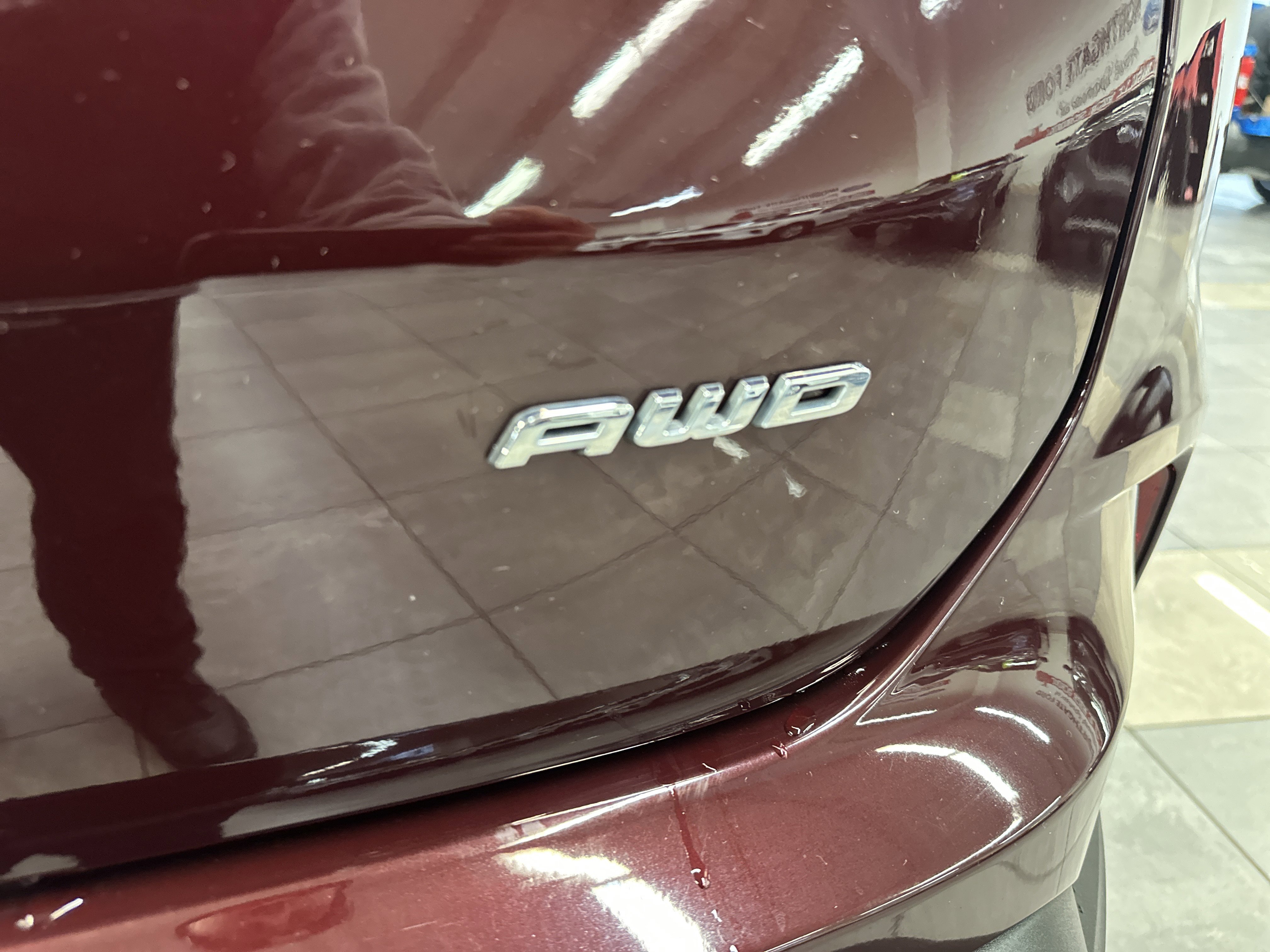 Certified 2022 Ford Edge SEL w/ Convenience Package image 9