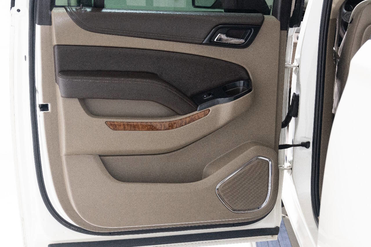 Used 2015 Chevrolet Suburban LTZ image 22