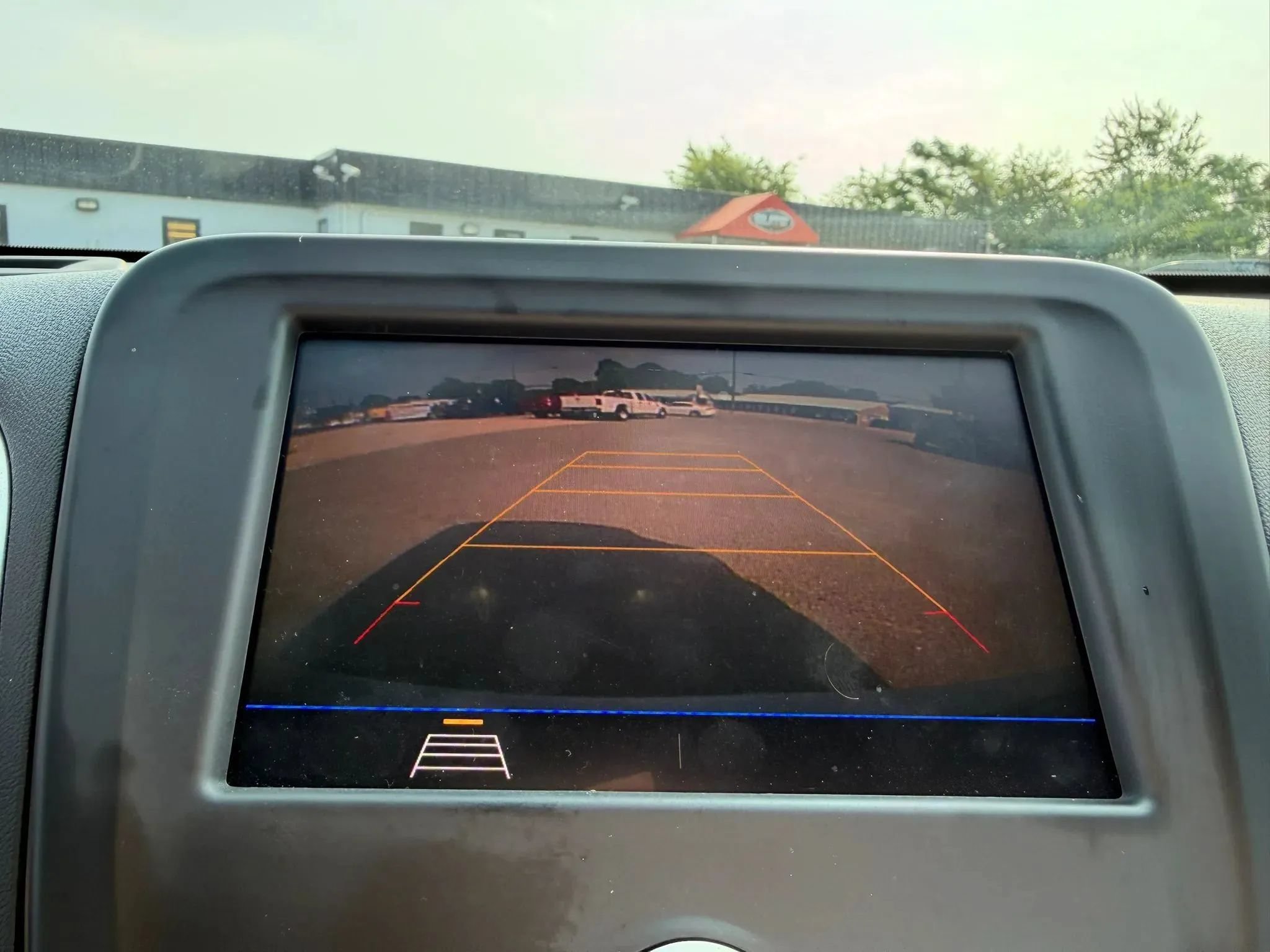 Used 2021 Chevrolet Equinox LS w/ LS Convenience Package FWD image 19