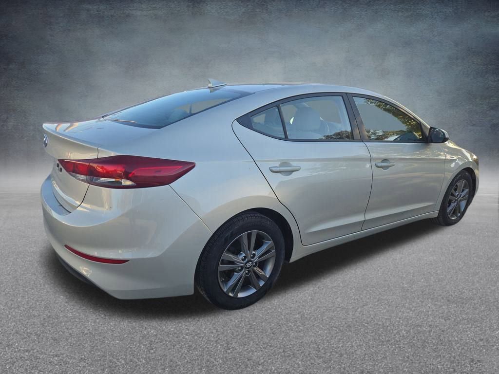 Used 2018 Hyundai Elantra SEL image 6