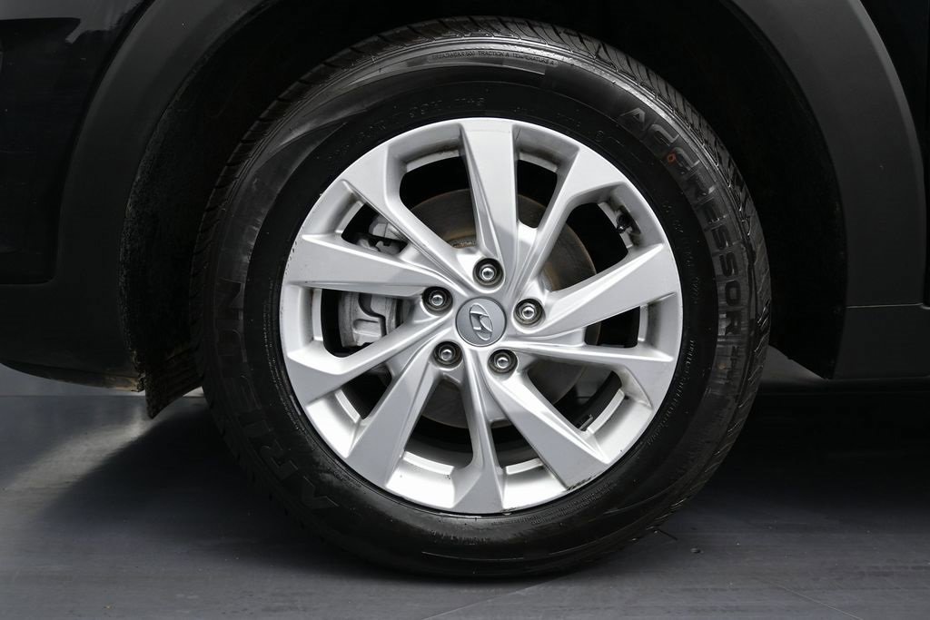 Used 2019 Hyundai Tucson Value w/ Cargo Package image 11