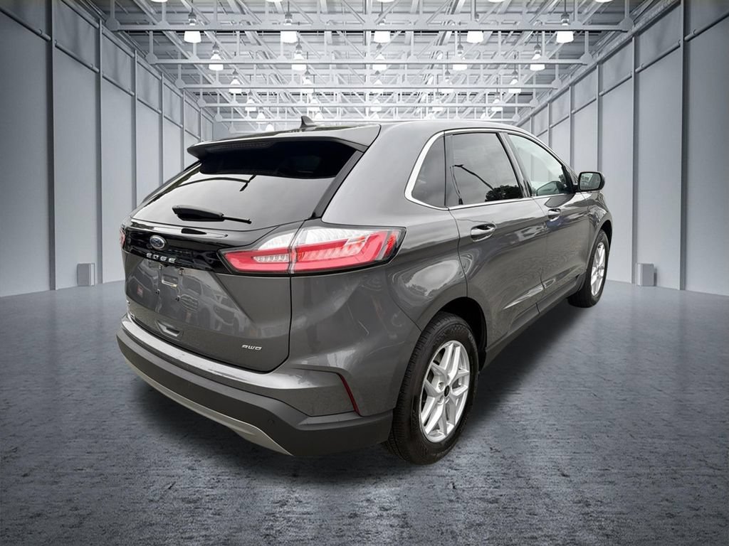 Used 2024 Ford Edge SEL AWD/4WD image 5