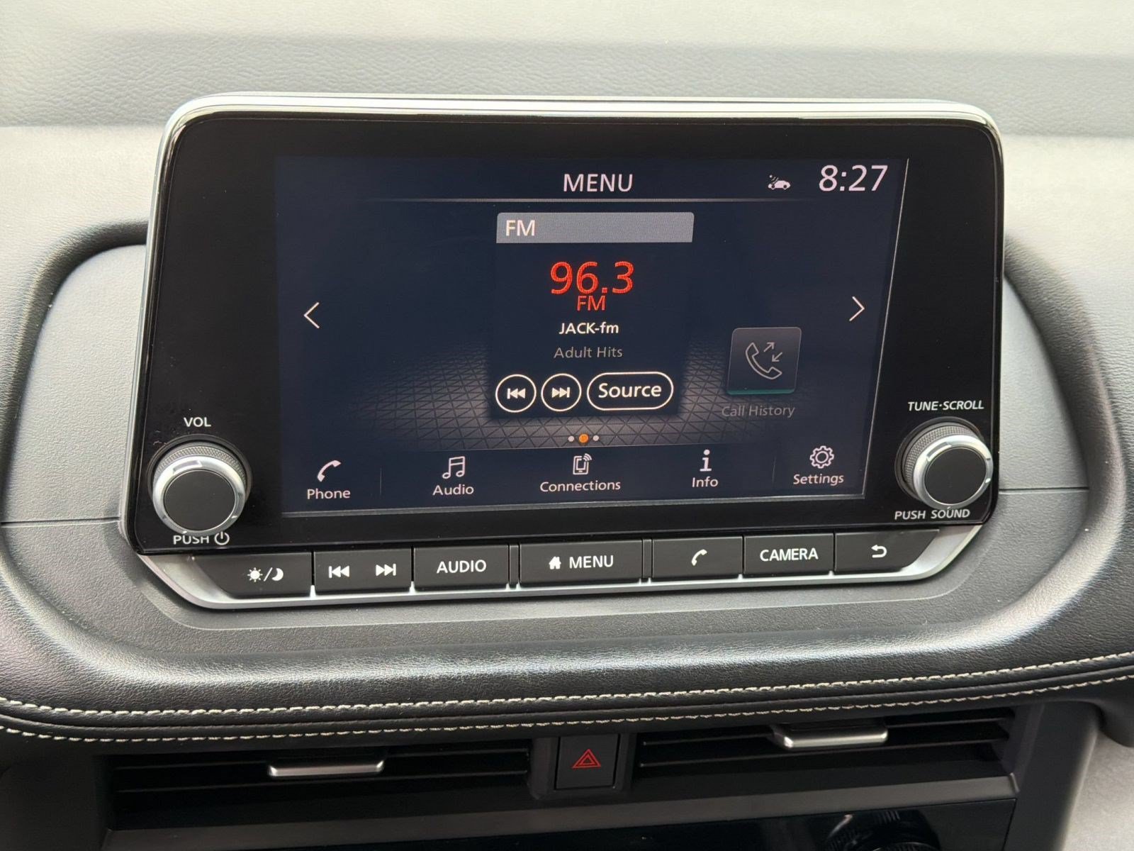 Used 2024 Nissan Rogue SV FWD image 20