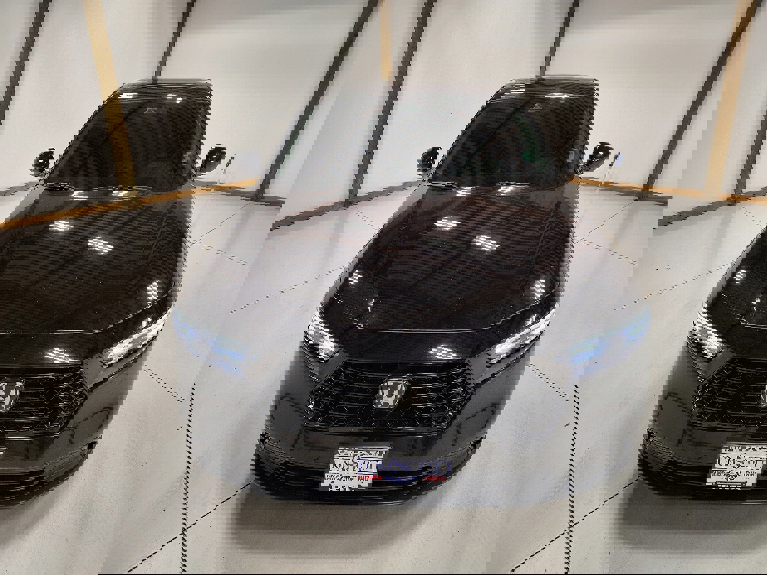 Used 2024 Honda Accord EX image 3