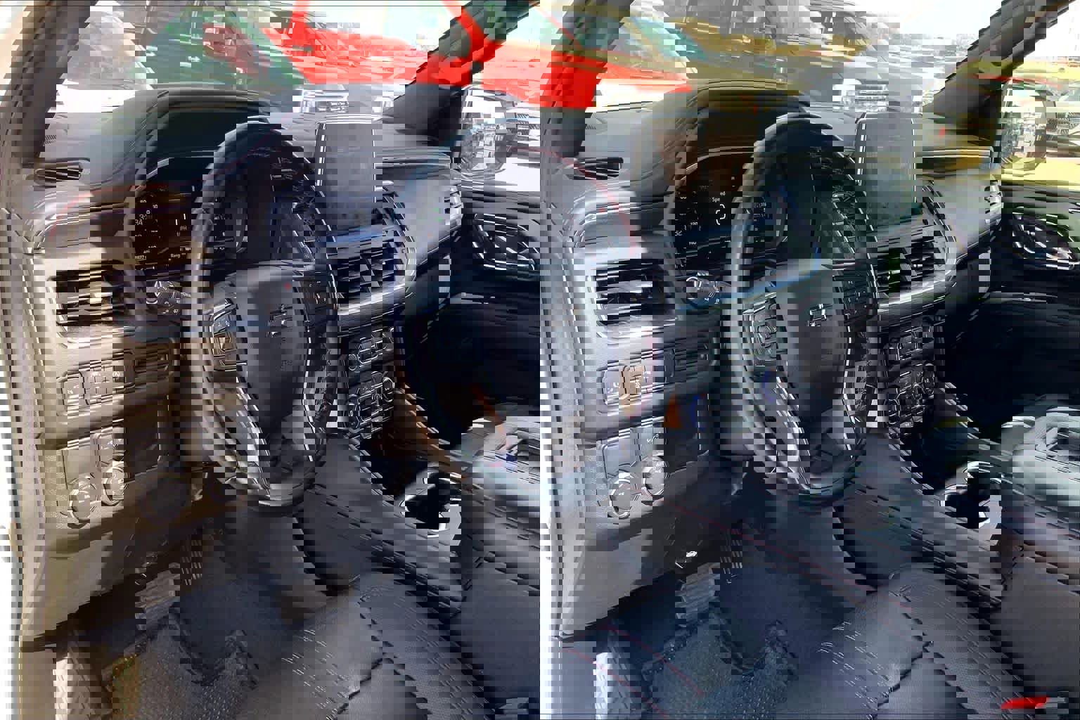 Used 2023 Chevrolet Suburban RST image 18