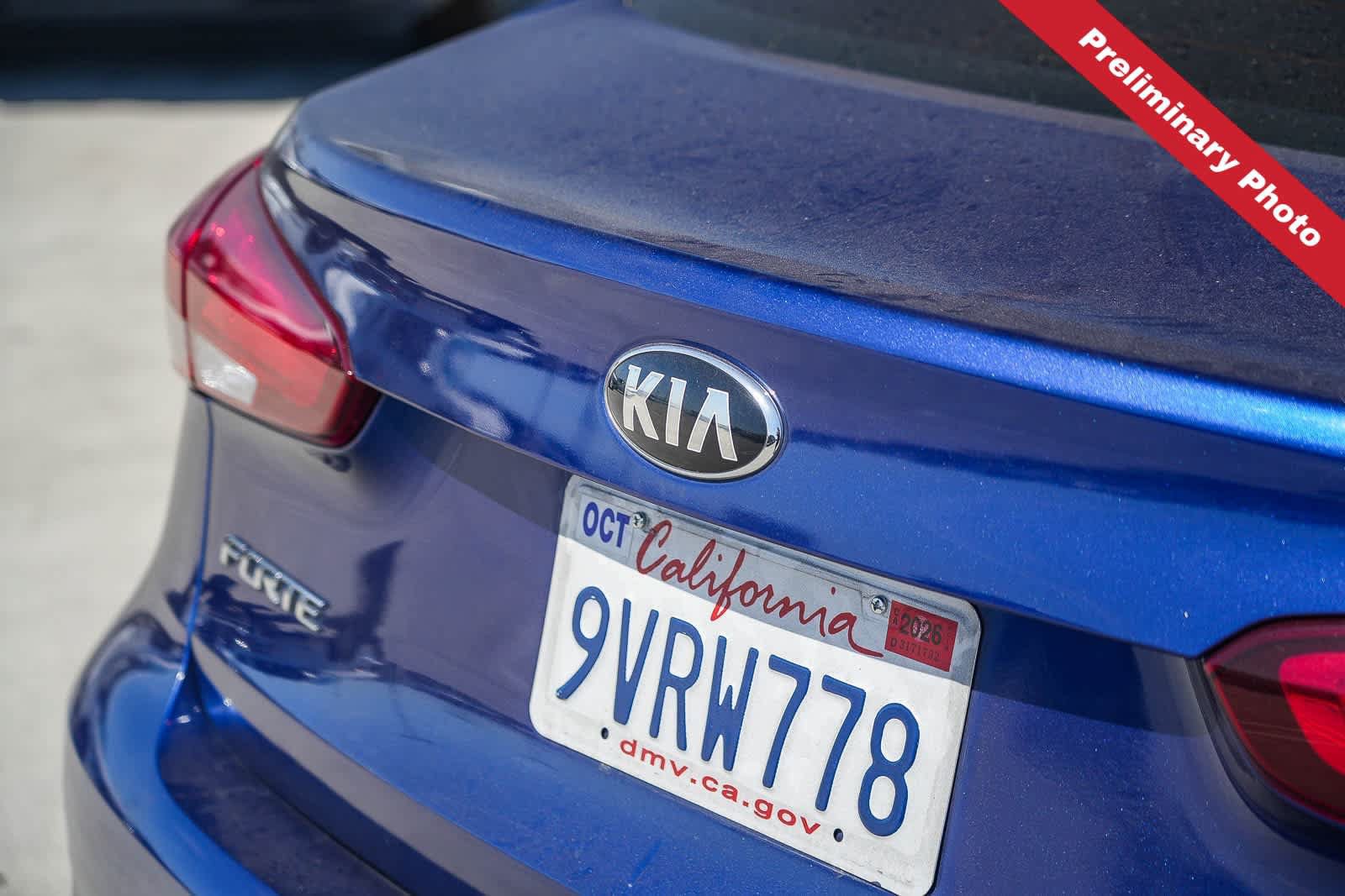 Used 2017 Kia Forte LX FWD image 9