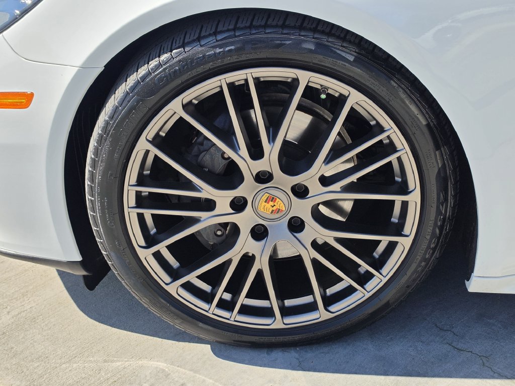 Certified 2023 Porsche Panamera Platinum Edition RWD image 26